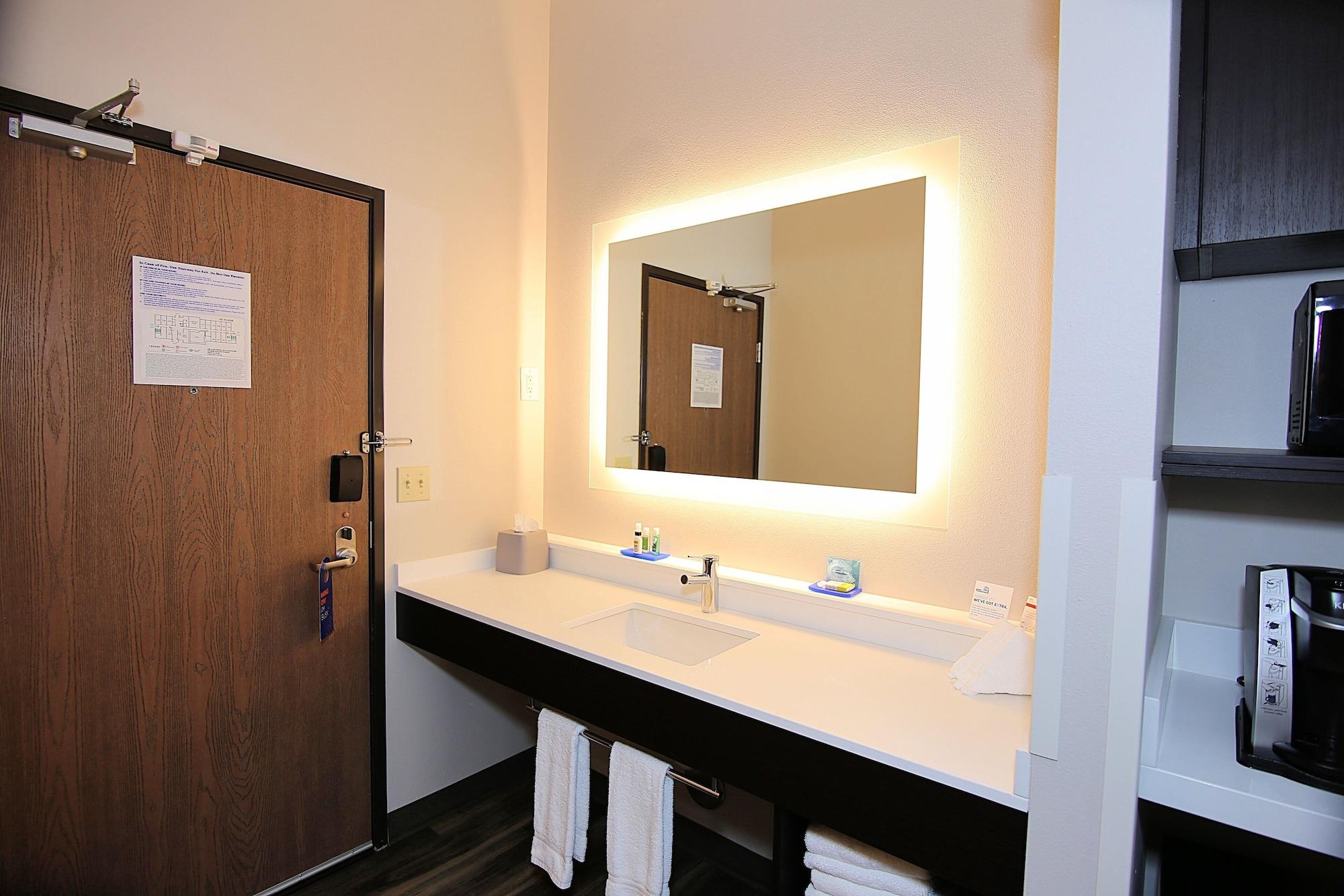 Holiday Inn Express Hotel & Suites Ashland By Ihg Exterior foto